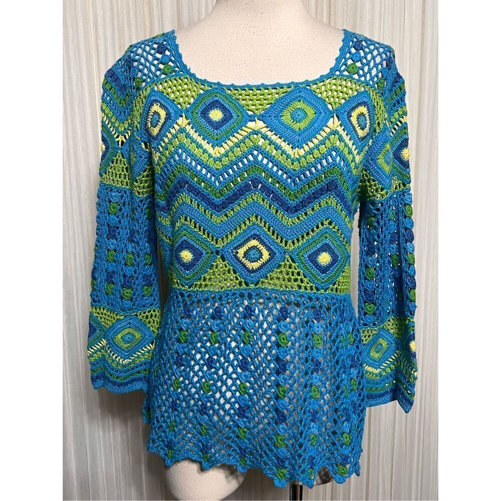 Ann Trinity 3/4 Sleeve Blue and Green Scalloped Edge Crocheted Sweater Size Smal